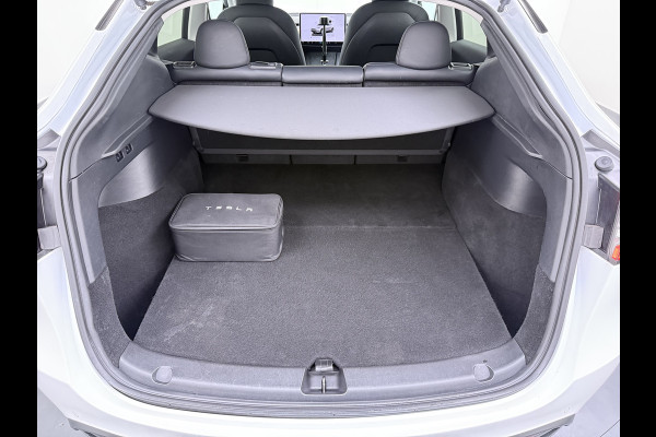 Tesla Model Y Long Range AWD 75kWh Trekhaak SOH 91% Warmtepomp Autopilot Leder Panoramadak Elektr.Stuur+Stoel+Verwarmd Navi Ecc Premium Audio  4WD Camera's Elektr.AchterKlep Parkeer Assistent Sentry-Mode Bluetooth Dodehoek detector Connected services AMD-Ryzen Processor™ 1e Eigenaar 1.600kg Trekvermogen Origineel Nederlandse Auto Garantie op Batterij en Motor tot 29-6-2030 max. 192.000km