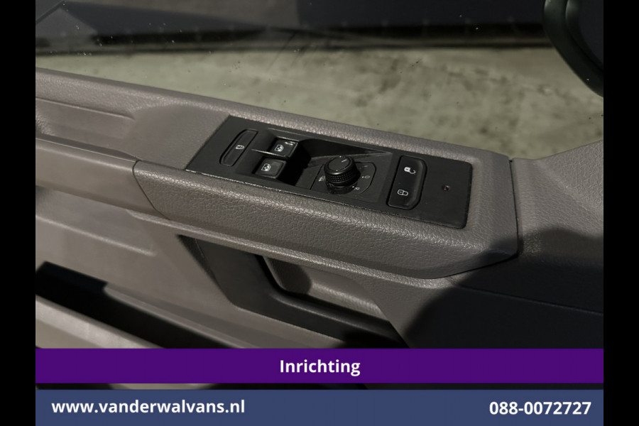 Volkswagen Transporter 2.0 TDI 150pk L2H1 Inrichting Euro6 Airco | Omvormer | Camera | Apple Carplay | 2500kg Trekhaak Android Auto, Cruisecontrol, Parkeersensoren