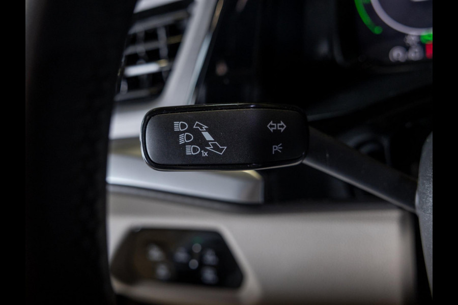 Volkswagen California Ocean eHybrid 4Motion / 245pk / Trekhaak / Elektrisch hefdak /