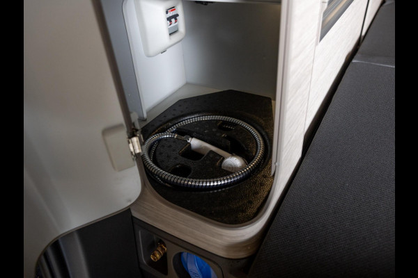 Volkswagen California Ocean eHybrid 4Motion / 245pk / Trekhaak / Elektrisch hefdak /