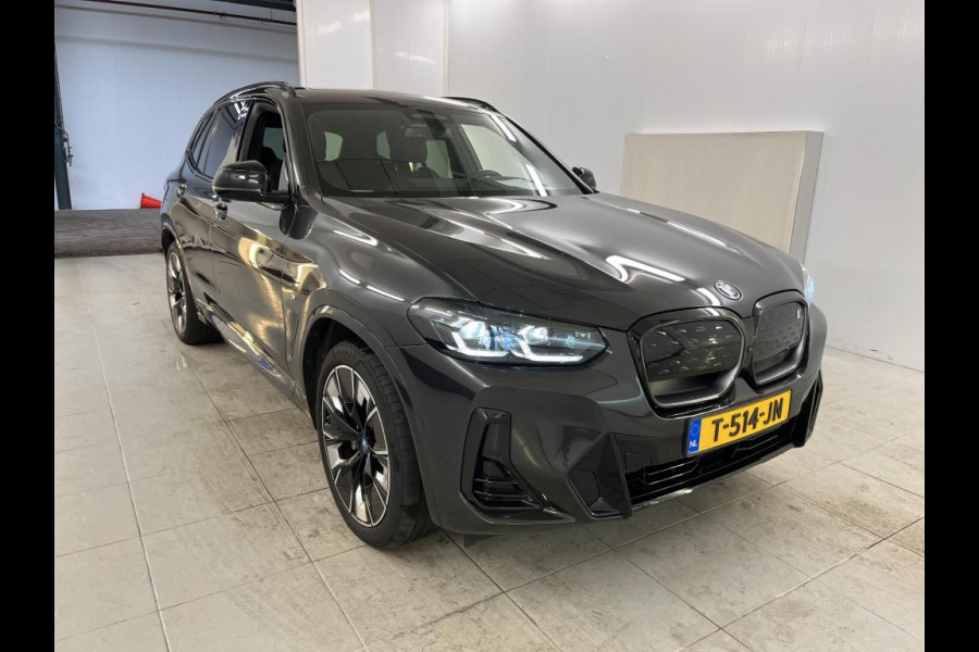 BMW iX3 High Executive 80 kWh M-Sport HUD Pano Adapt.Cruise Memory