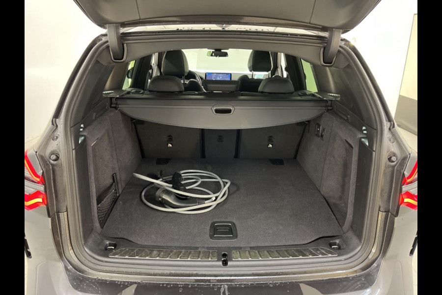 BMW iX3 High Executive 80 kWh M-Sport HUD Pano Adapt.Cruise Memory