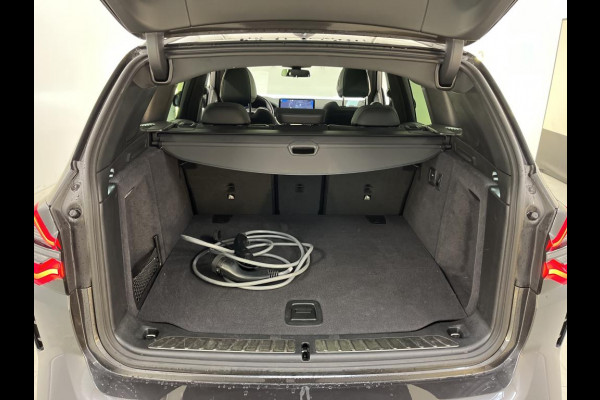 BMW iX3 High Executive 80 kWh M-Sport HUD Pano Adapt.Cruise Memory