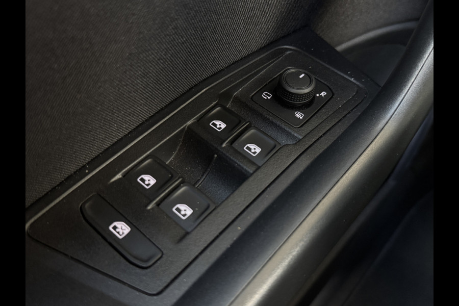Volkswagen T-Roc TSI 115PK LIFE NAVI/PDC/CARPLAY FABRIEKS GARANTIE