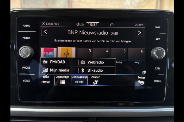 Volkswagen T-Roc TSI 115PK LIFE NAVI/PDC/CARPLAY FABRIEKS GARANTIE