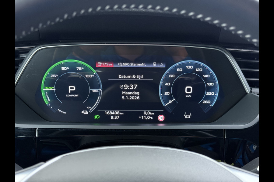 Audi e-tron 50 Quattro 71kWh SOH 90% Leder Camera Panoramadak Adap.Cruise Apple Carplay Android Auto Business Edition Plus Elek.Stoelen Memory Elek.Achterklep Stoelverwarming Led Lmv 21" Optiek-pakket zwart Origineel Nederlandse Auto