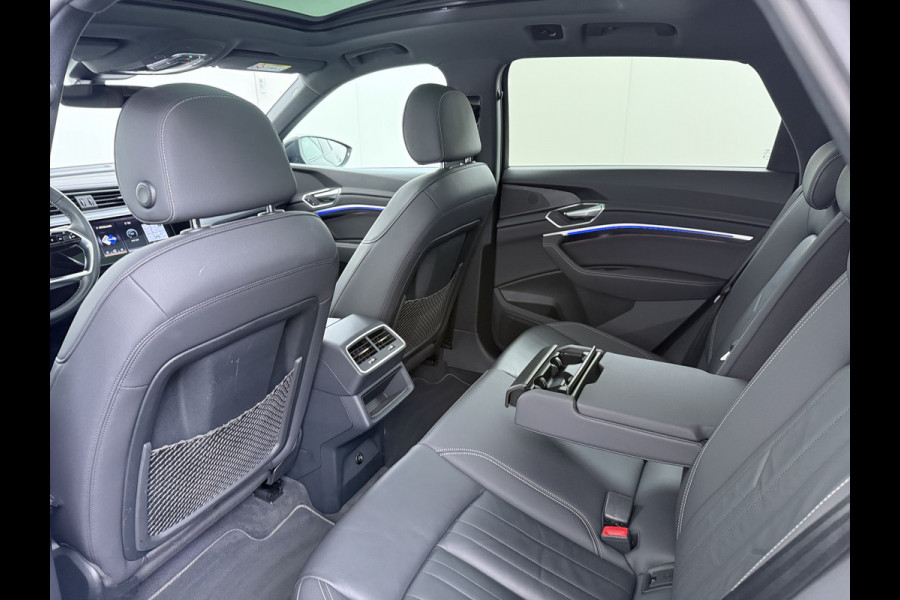 Audi e-tron 50 Quattro 71kWh SOH 90% Leder Camera Panoramadak Adap.Cruise Apple Carplay Android Auto Business Edition Plus Elek.Stoelen Memory Elek.Achterklep Stoelverwarming Led Lmv 21" Optiek-pakket zwart Origineel Nederlandse Auto