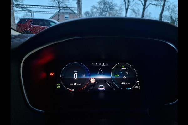 Renault Mégane Estate 1.6 E-Tech Plug-In Hybrid 160 Business Zen|Automaat|LED|53.926KM|Clima|Cruise|