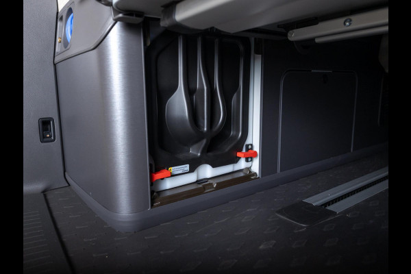 Volkswagen California Ocean eHybrid 4Motion / 245pk / Trekhaak /