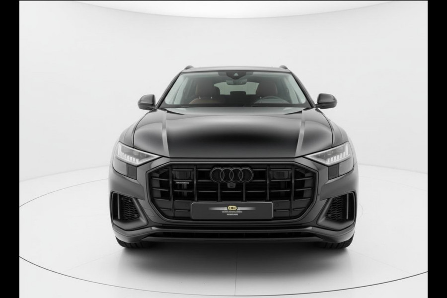 Audi Q8 55 TFSI quattro * S-line * Panoramadak * Dealer onderh. *