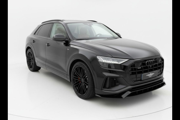 Audi Q8 55 TFSI quattro * S-line * Panoramadak * Dealer onderh. *