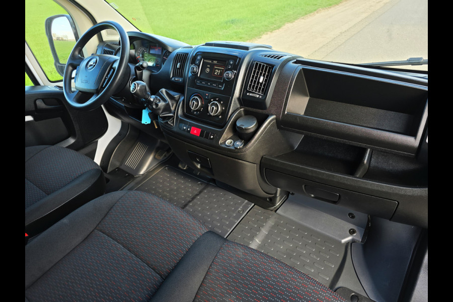 Opel Movano 2.2D 140 L2H2 3.5T - 140 Pk - Euro 6 - ParkeerCamera - Airco - Cruise Control