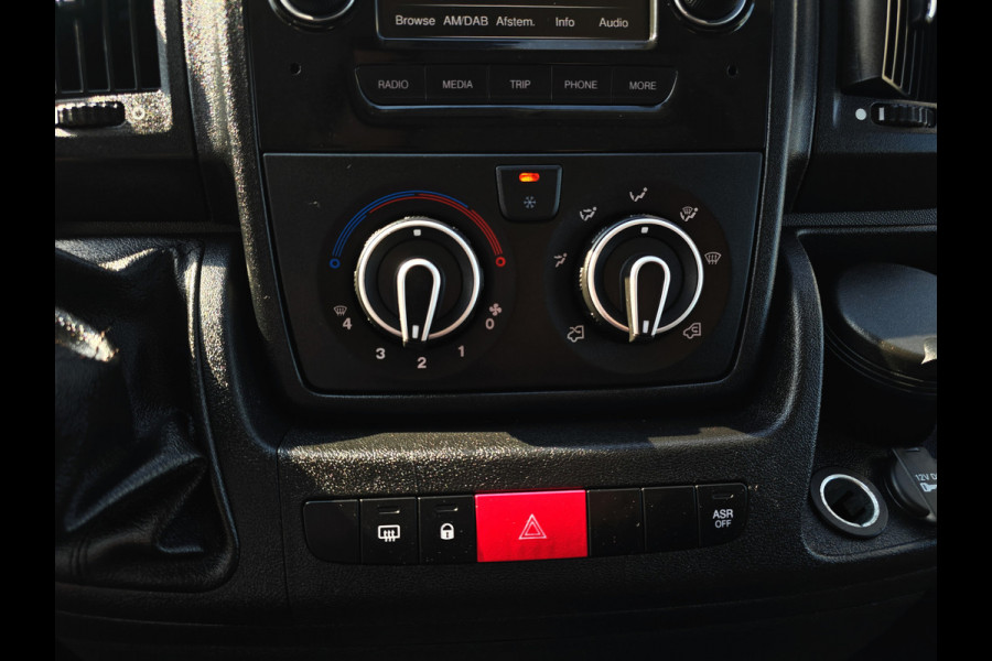 Opel Movano 2.2D 140 L2H2 3.5T - 140 Pk - Euro 6 - ParkeerCamera - Airco - Cruise Control