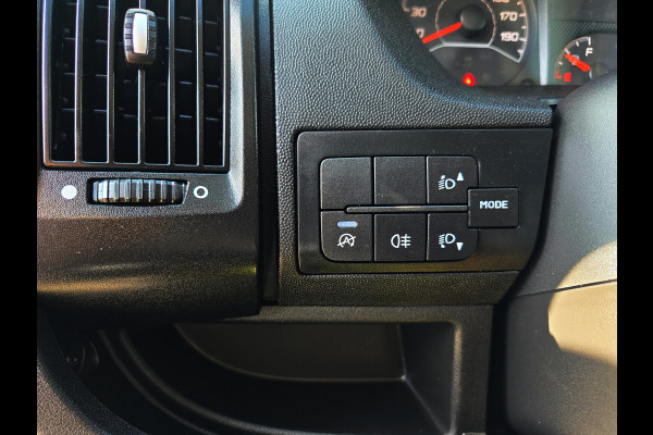 Opel Movano 2.2D 140 L2H2 3.5T - 140 Pk - Euro 6 - ParkeerCamera - Airco - Cruise Control