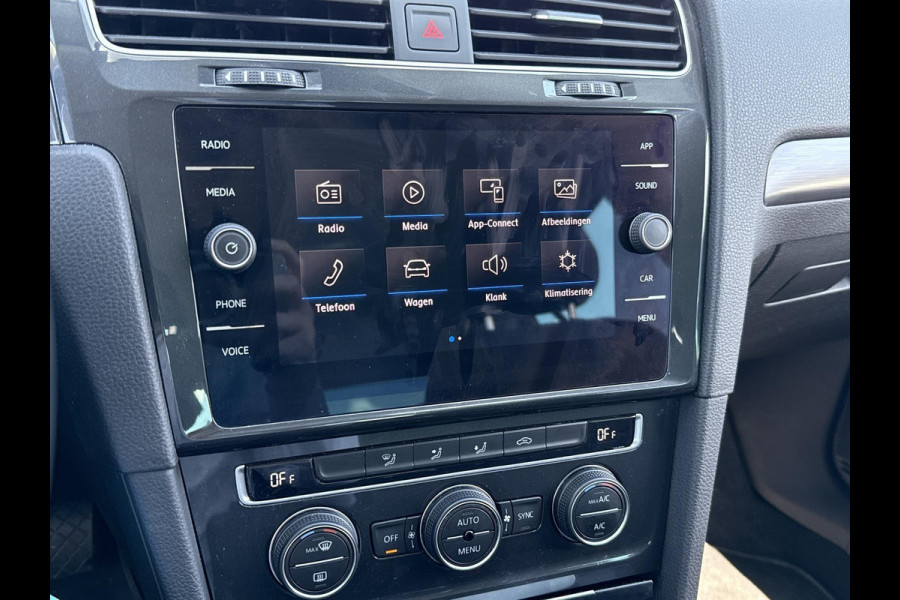 Volkswagen Golf 1.5 TSI Comfortline Business  | 130PK | adaptive cruise | trekhaak | Apple Carplay/Android Auto