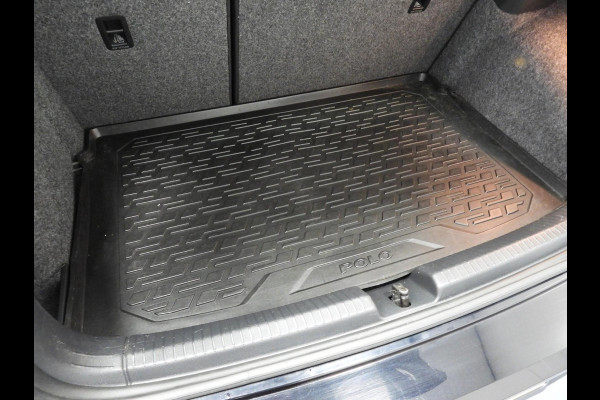 Volkswagen Polo 1.0 TSI Comfortline Business NAVI/CLIMA/CAMERA/17"LMV!