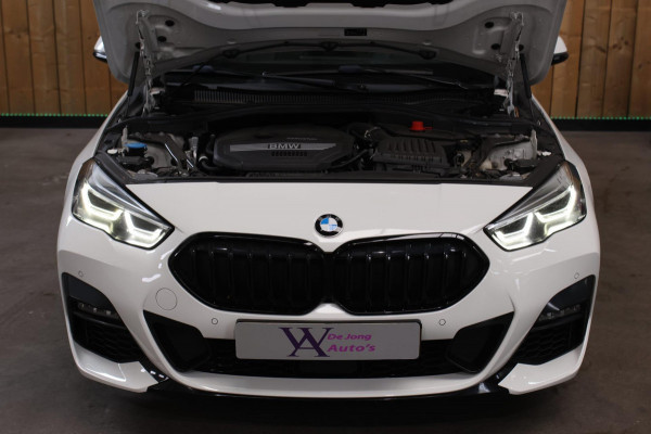 BMW 2 Serie Gran Coupé 218i M-Sport *Pano*Camera*Sportstoelen*Head-Up*Leder*