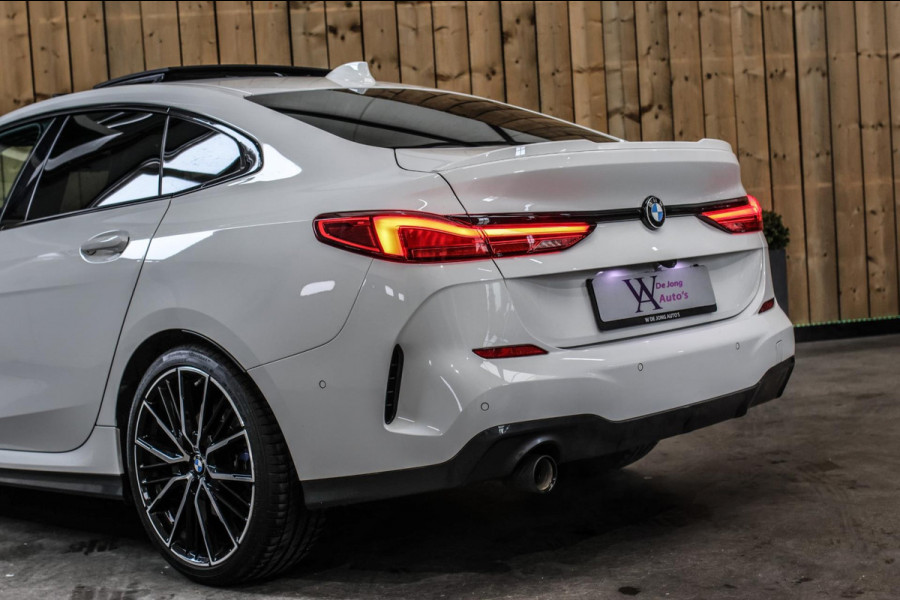 BMW 2 Serie Gran Coupé 218i M-Sport *Pano*Camera*Sportstoelen*Head-Up*Leder*