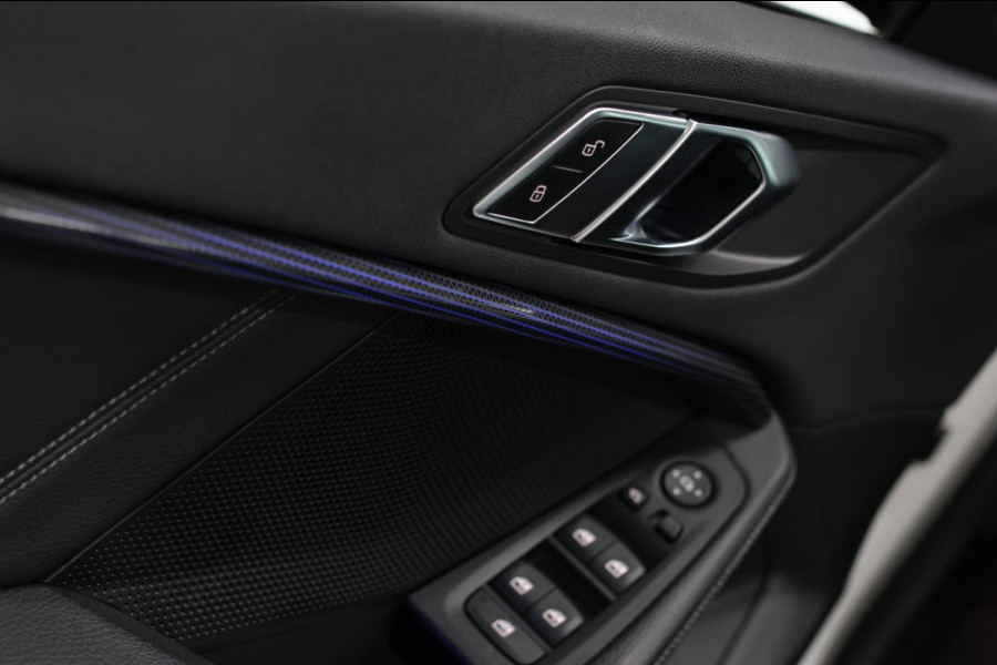 BMW 2 Serie Gran Coupé 218i M-Sport *Pano*Camera*Sportstoelen*Head-Up*Leder*