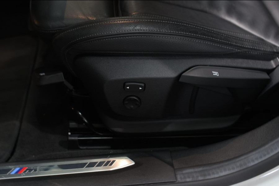 BMW 2 Serie Gran Coupé 218i M-Sport *Pano*Camera*Sportstoelen*Head-Up*Leder*