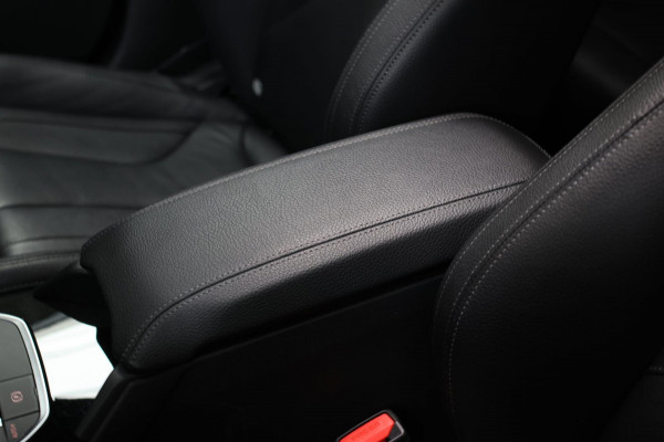 BMW 2 Serie Gran Coupé 218i M-Sport *Pano*Camera*Sportstoelen*Head-Up*Leder*