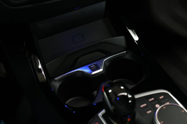 BMW 2 Serie Gran Coupé 218i M-Sport *Pano*Camera*Sportstoelen*Head-Up*Leder*