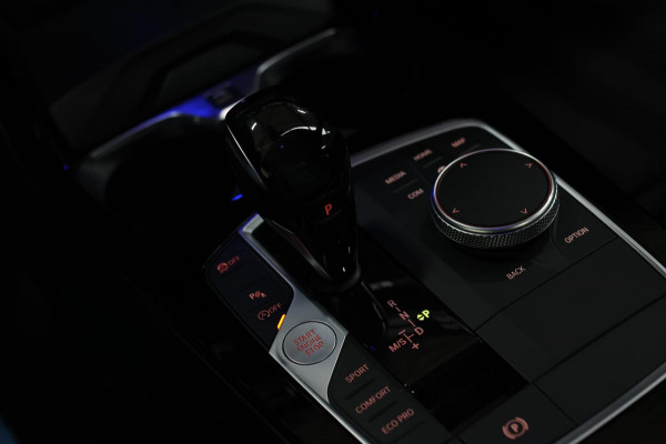 BMW 2 Serie Gran Coupé 218i M-Sport *Pano*Camera*Sportstoelen*Head-Up*Leder*