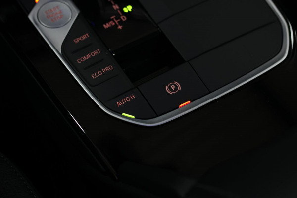 BMW 2 Serie Gran Coupé 218i M-Sport *Pano*Camera*Sportstoelen*Head-Up*Leder*