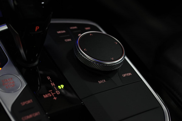 BMW 2 Serie Gran Coupé 218i M-Sport *Pano*Camera*Sportstoelen*Head-Up*Leder*