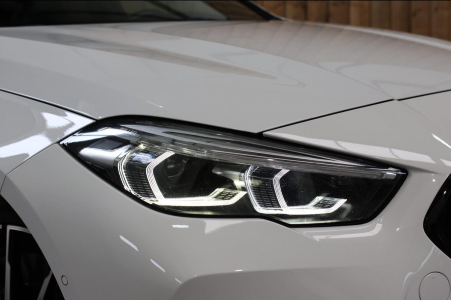 BMW 2 Serie Gran Coupé 218i M-Sport *Pano*Camera*Sportstoelen*Head-Up*Leder*