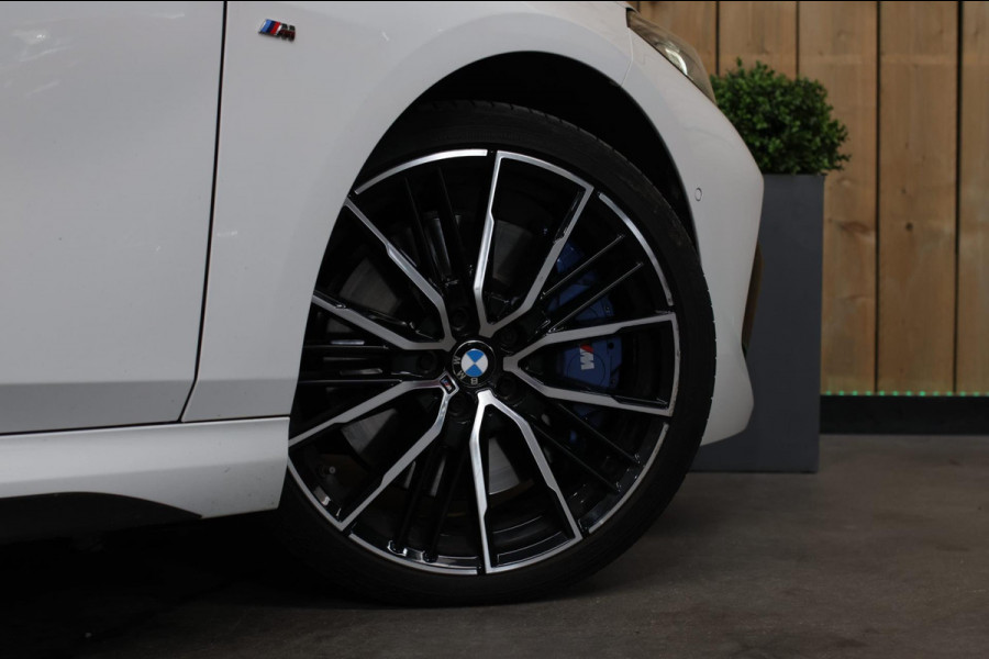 BMW 2 Serie Gran Coupé 218i M-Sport *Pano*Camera*Sportstoelen*Head-Up*Leder*