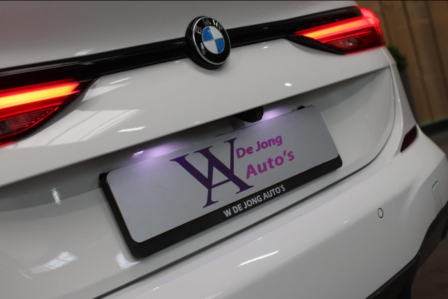 BMW 2 Serie Gran Coupé 218i M-Sport *Pano*Camera*Sportstoelen*Head-Up*Leder*