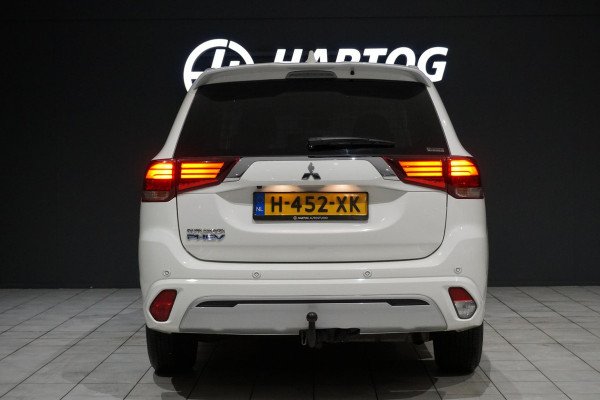 Mitsubishi Outlander 2.4 PHEV Pure + TREKHAAK / CARPLAY / CAMERA / STOELVERWARMING /