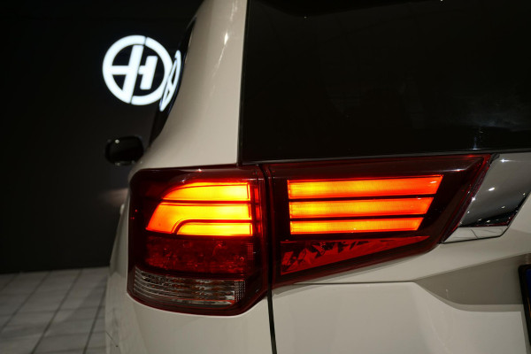 Mitsubishi Outlander 2.4 PHEV Pure + TREKHAAK / CARPLAY / CAMERA / STOELVERWARMING /