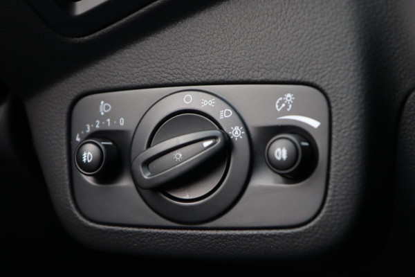 Ford Kuga 1.5 EcoBoost ST Line / PANODAK / KEYLESS / CAMERA / CARPLAY / STOEL+STUURVERW