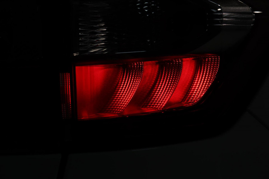 Ford Kuga 1.5 EcoBoost ST Line / PANODAK / KEYLESS / CAMERA / CARPLAY / STOEL+STUURVERW