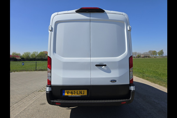 Ford Transit 350 2.0 TDCI L3H2 Trend - 130 Pk - Euro 6 - ParkeerCamera - Airco - Cruise Control
