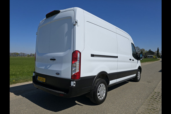 Ford Transit 350 2.0 TDCI L3H2 Trend - 130 Pk - Euro 6 - ParkeerCamera - Airco - Cruise Control