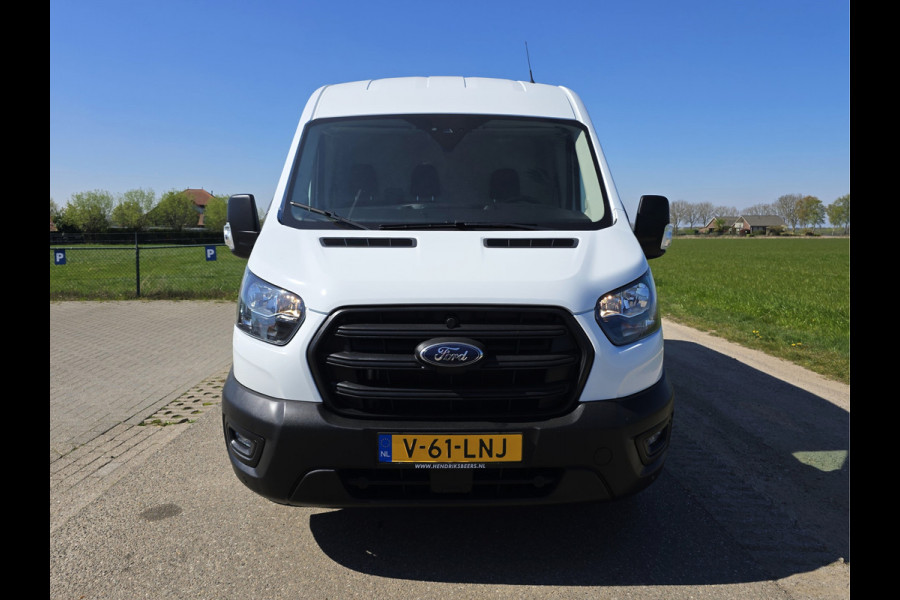 Ford Transit 350 2.0 TDCI L3H2 Trend - 130 Pk - Euro 6 - ParkeerCamera - Airco - Cruise Control