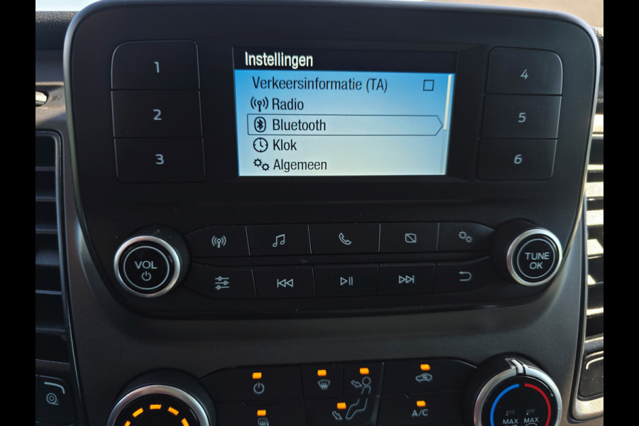 Ford Transit 350 2.0 TDCI L3H2 Trend - 130 Pk - Euro 6 - ParkeerCamera - Airco - Cruise Control