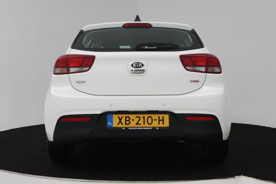 Kia Rio 1.0 TGDI DynamicLine (ACHTERUITRIJCAMERA, NAVIGATIE, CRUISE CONTROL,CARPLAY, PARKEERSENSOREN, 1e EIGENAAR,)