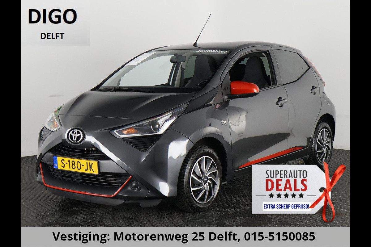 Toyota Aygo 1.0 VVT-i X-PLAY AUTOMAAT GARANTIE TOT 10-2031 BIJNA 2022. APPLE CARPLAY & ANDROID AUTO . ACHTERUITRIJ CAMERA .