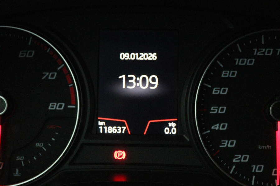 Seat ✅ Leon ST 1.0 EcoTSI Style Business Intense (PARKEERSENSOREN, NAVIGATIE, CARPLAY, CRUISE CONTROL)