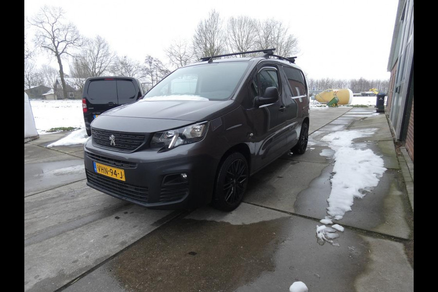 Peugeot Partner 1.5 BlueHDI Premium*3zits*navi leder*18 inch