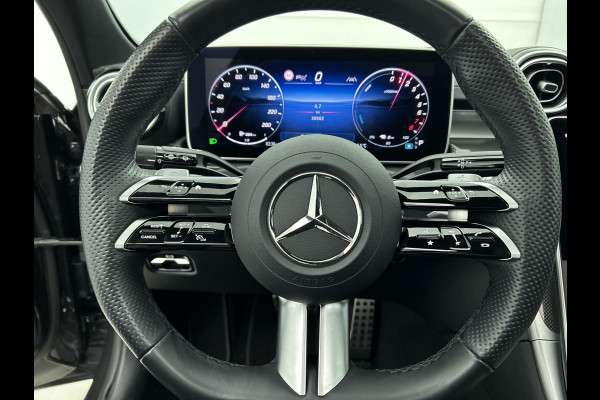 Mercedes-Benz C-Klasse Estate 300 e Star Edition LIMITED AMG | Night Pakket | Panorama Schuif-Kanteldak | Distronic | Apple CarPlay | Sfeerverlichting | Memory voorstoelen. Inclusief 24 maanden MB Certified garantie voor Europa.