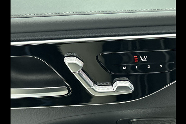 Mercedes-Benz C-Klasse Estate 300 e Star Edition LIMITED AMG | Night Pakket | Panorama Schuif-Kanteldak | Distronic | Apple CarPlay | Sfeerverlichting | Memory voorstoelen. Inclusief 24 maanden MB Certified garantie voor Europa.