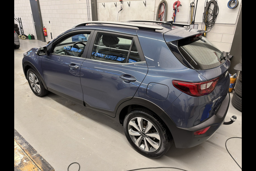 Kia Stonic 1.0 T-GDi 100PK MHEV DynamicLine 7.jr-garantie/Camera/Trekhaak/Navigatie/Keyfree