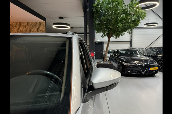 Volkswagen T-Cross 1.5 TSI Style Garantie Carplay StoelVW Camera IQ. Drive ACC Navi Clima Led Dab Rijklaar