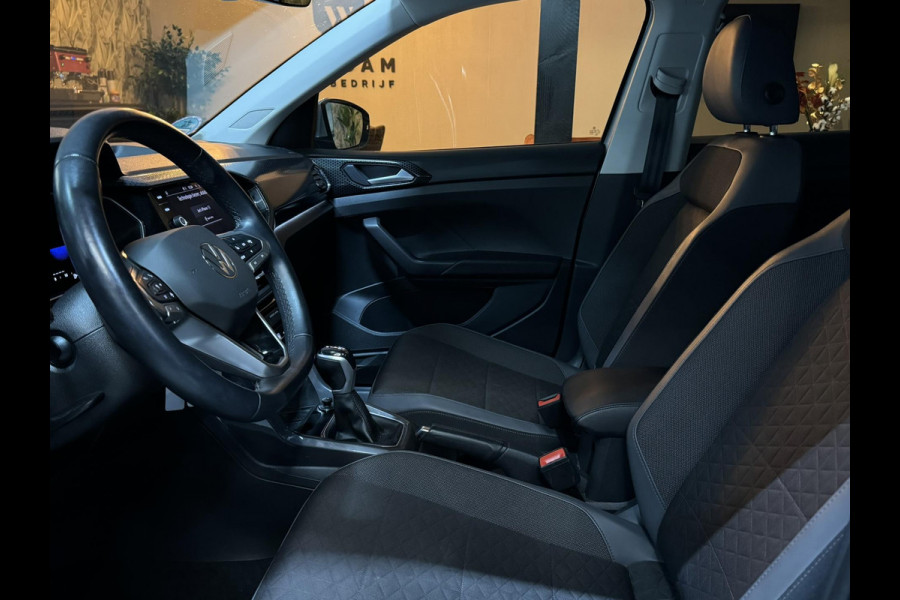Volkswagen T-Cross 1.5 TSI Style Garantie Carplay StoelVW Camera IQ. Drive ACC Navi Clima Led Dab Rijklaar