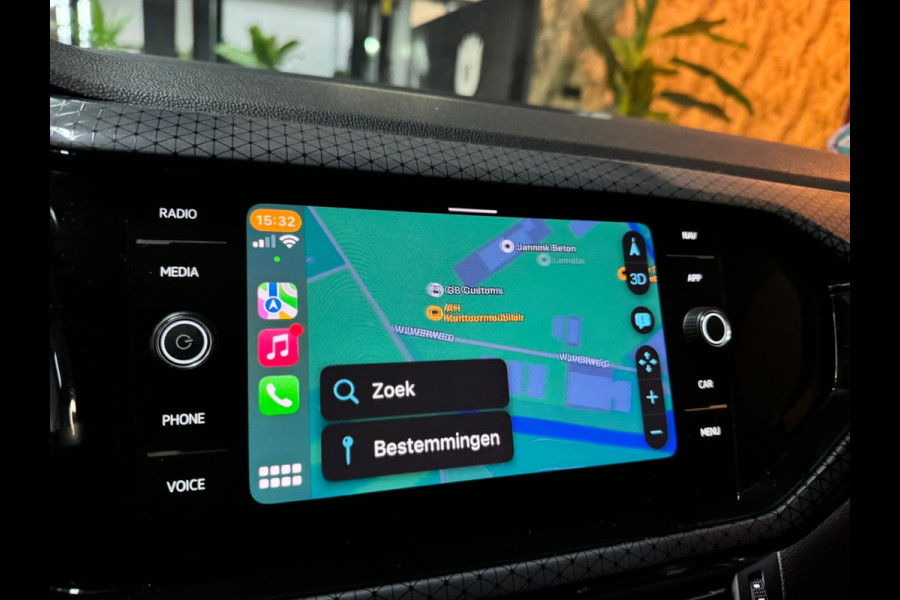 Volkswagen T-Cross 1.5 TSI Style Garantie Carplay StoelVW Camera IQ. Drive ACC Navi Clima Led Dab Rijklaar